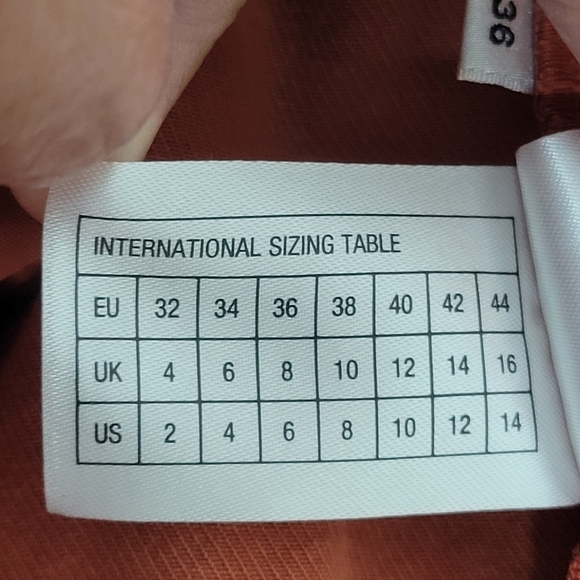 ESSENTIEL ANTWERP Bumpsuit Short Sleeve DUNGAREES In fire Orange. - Picture 15 of 16